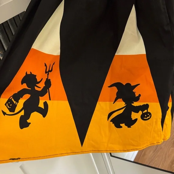 Disney Her Univedse Trick or Treaters Dress NWT - Picture 3 of 9